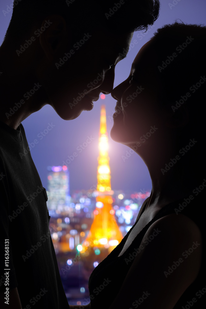 与东京塔的浪漫恋人