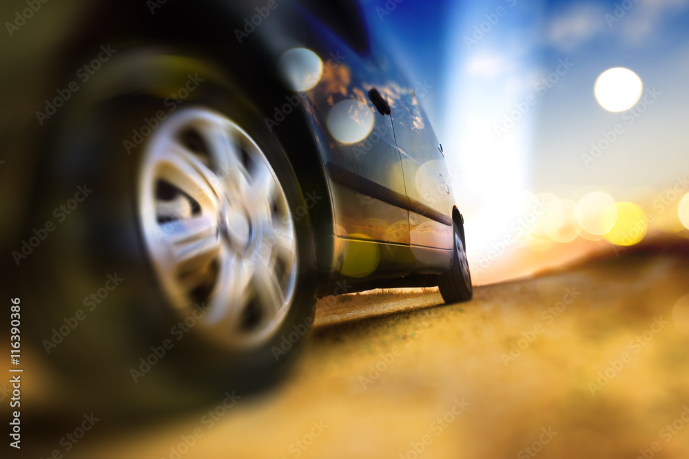 Coche y el concepto del automóvil. Fondo abstracto velocidad del automóvil. Neumático y rueda en la 