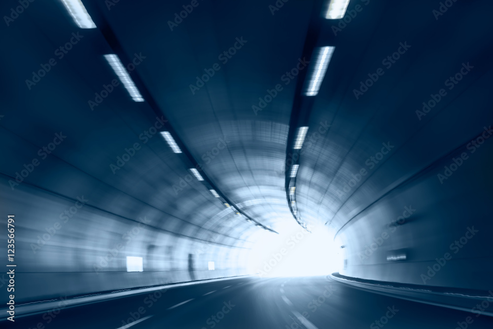 抽象公路隧道
