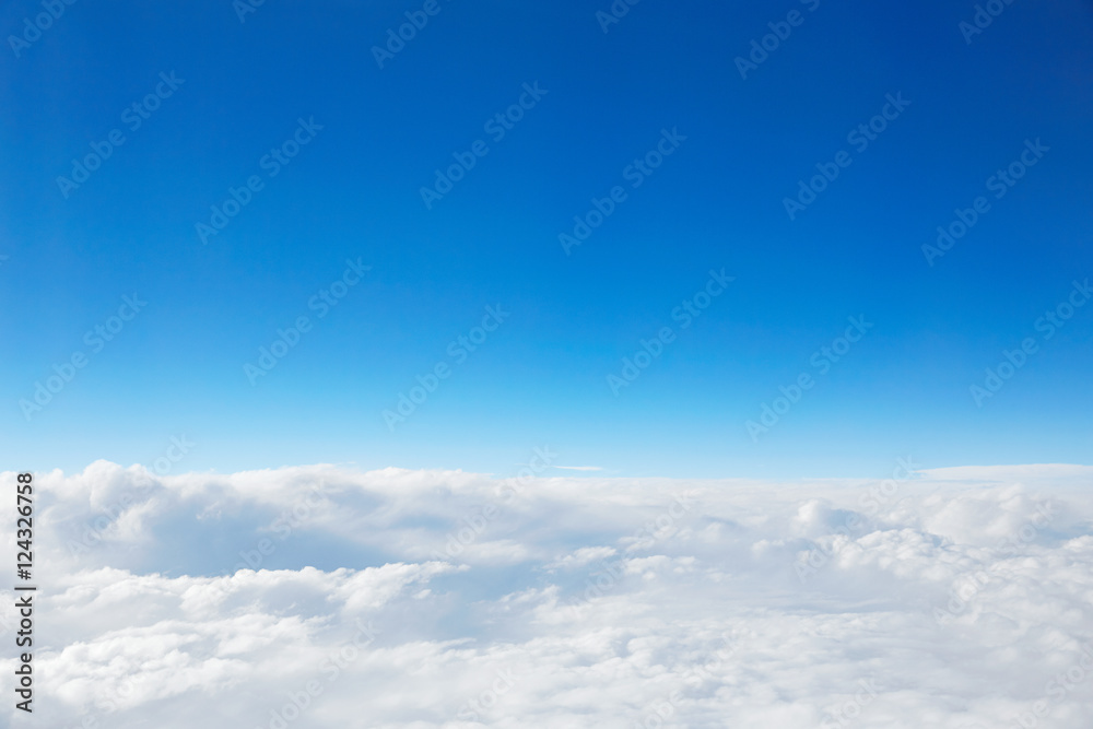 雲の上の空
