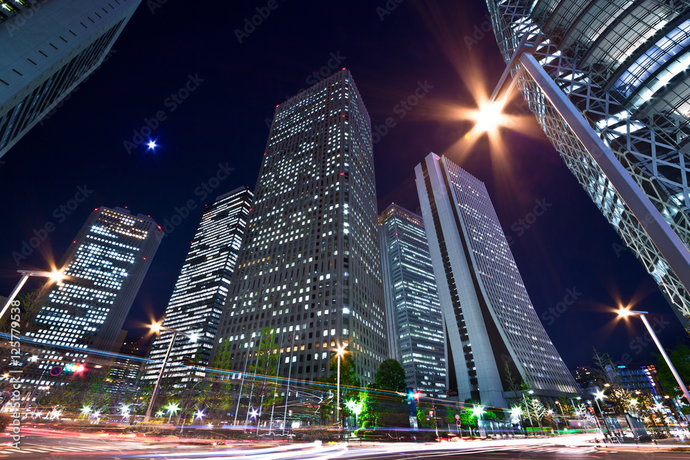 新宿高層ビルの夜景