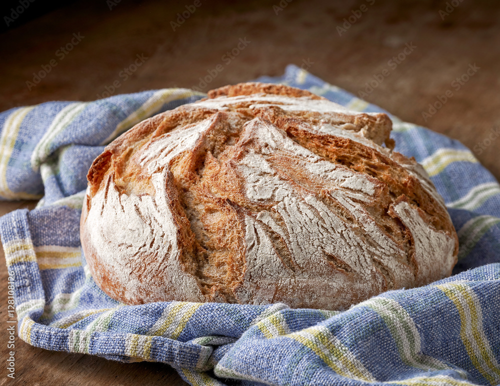 新鲜出炉的面包