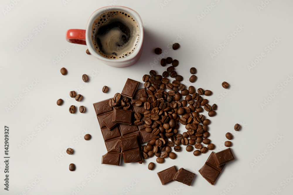芳香的咖啡与柔和的巧克力相结合