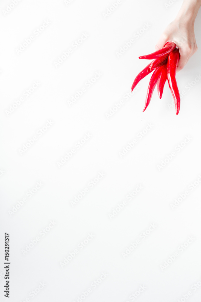 用红辣椒烹饪的辛辣食物白色桌子背景俯视图实物模型