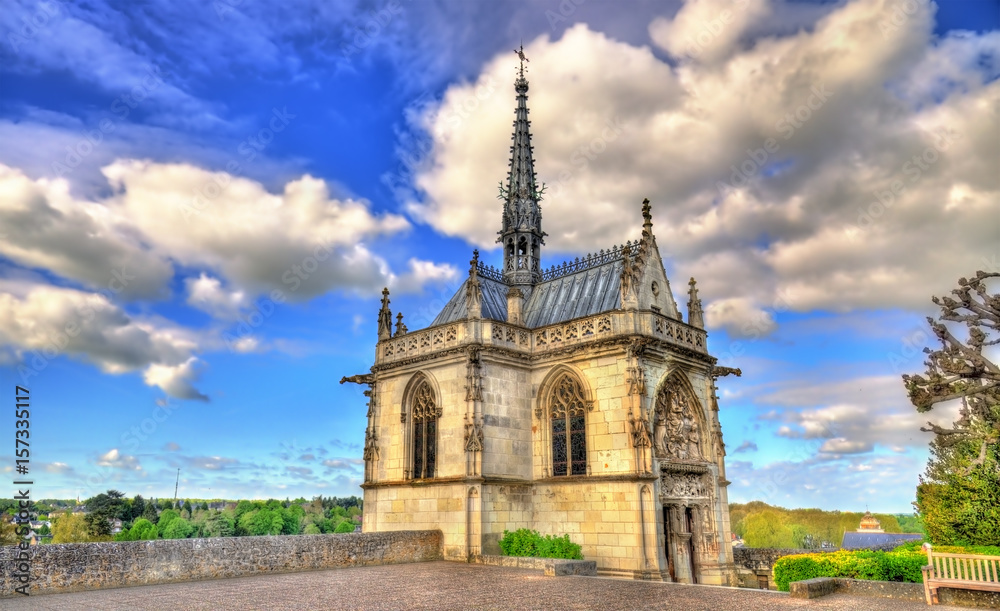法国卢瓦尔河谷安布瓦兹城堡的圣休伯特教堂
