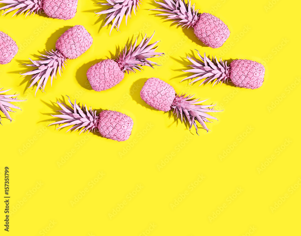 粉红色的菠萝