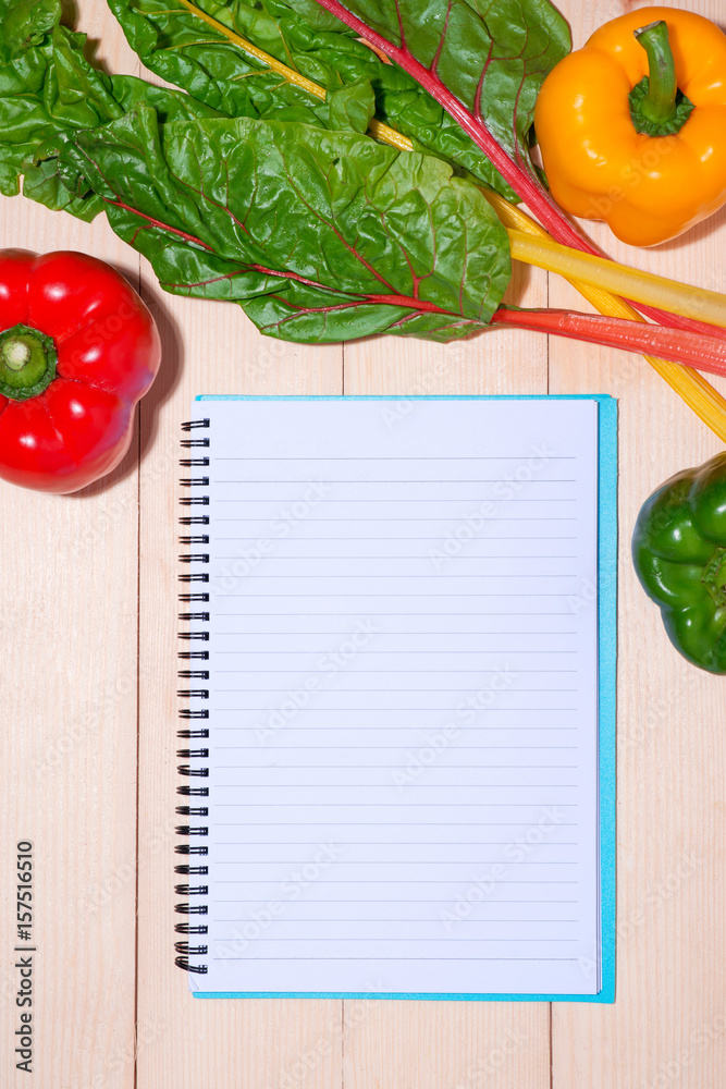 新鲜有机蔬菜烹饪食谱笔记本