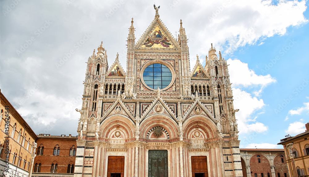 意大利锡耶纳的Santa Maria Assunta大教堂