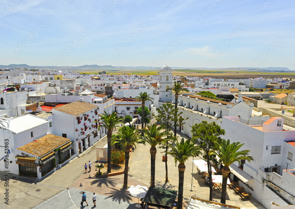 Plaza de Santa Catalina en Conil de la Frontera, pueblos de Cádiz, España