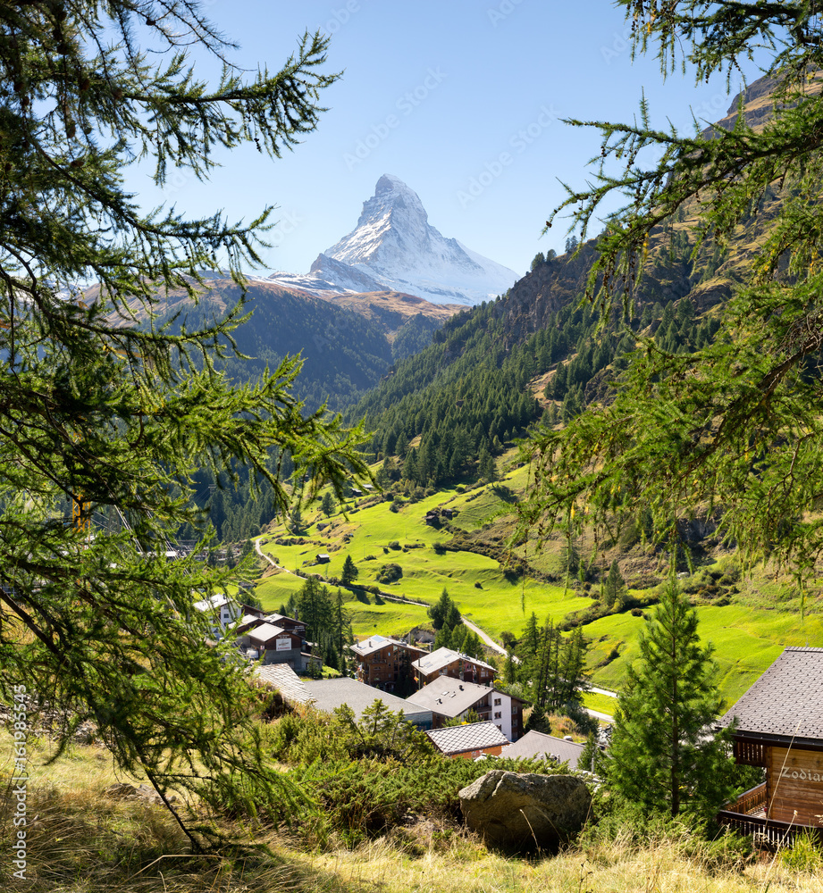 Zermatt mit Blick auf das Matterhorn in den Schweizer Alpen