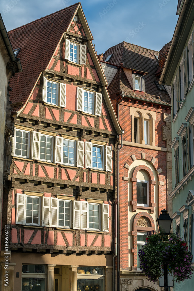 德国图宾根-巴登-符腾堡州典型的半木结构房屋