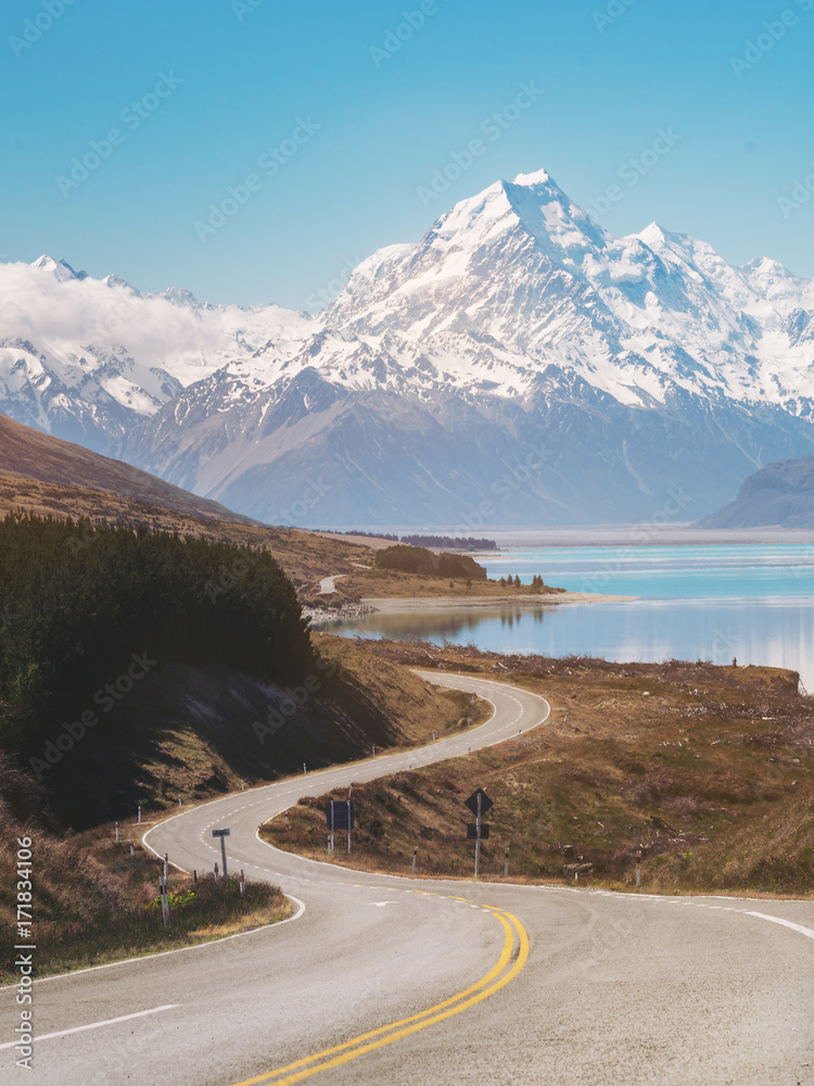Road to Mount Cook, New Zealand