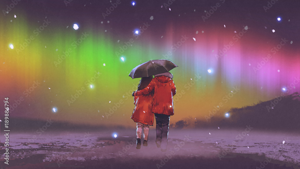 一对穿着红色外套的夫妇撑着伞在雪地上行走，看着天空中的北极光，数字a