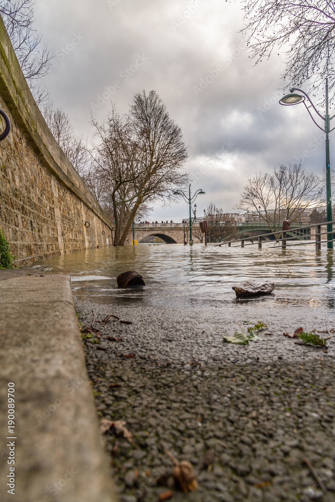 2018法国巴黎塞纳河洪水