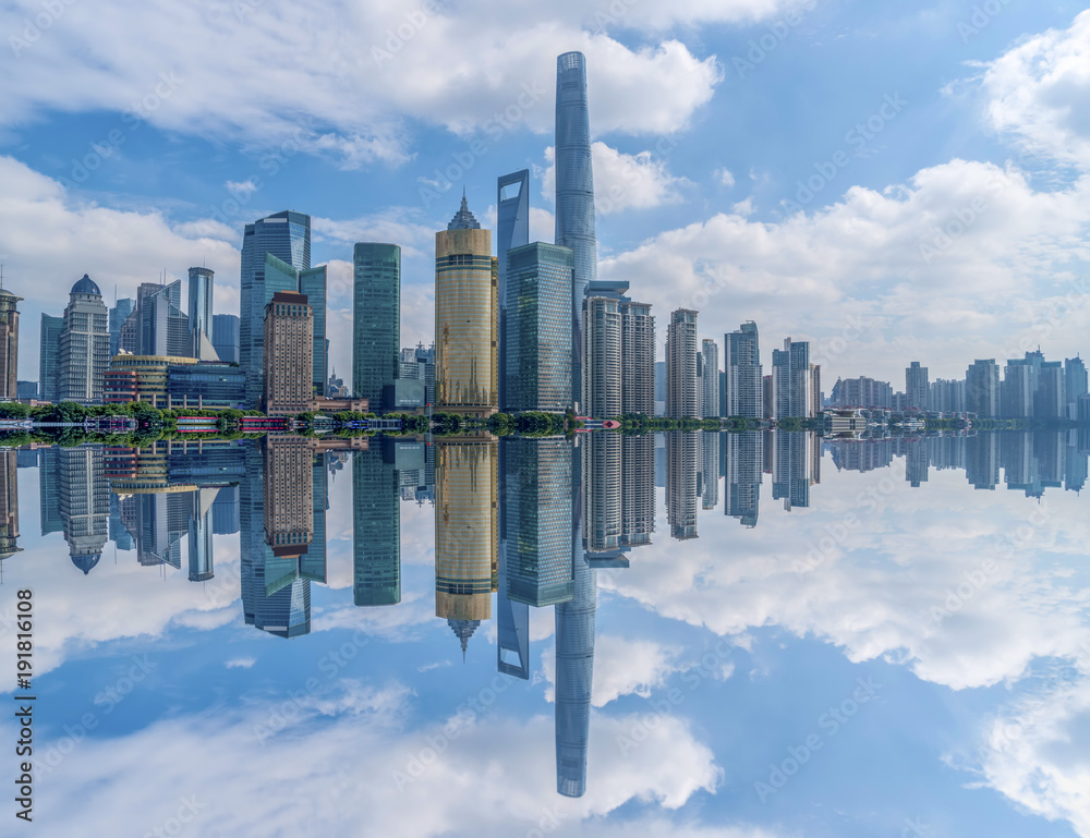 上海外滩城市建筑景观的天际线