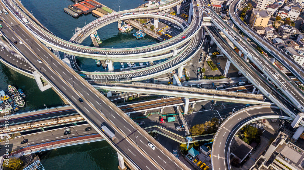 大阪高速公路俯视图，高速公路、高速公路和高速公路的俯视图，城际鸟瞰图