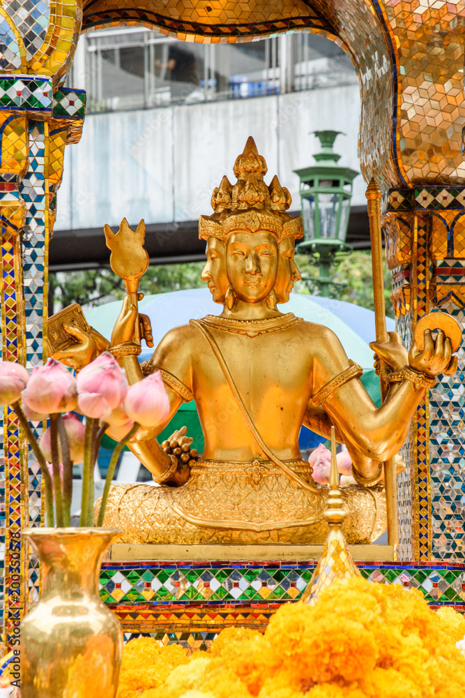 泰国Bankok San Phra Phrom，Erawan Shine，4面佛，4面佛陀，祈祷