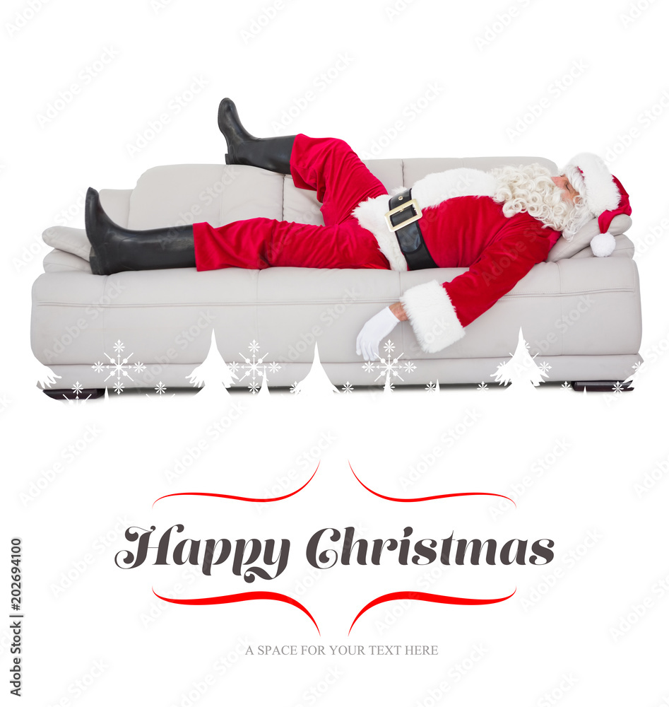 圣诞老人睡在靠边境的沙发上