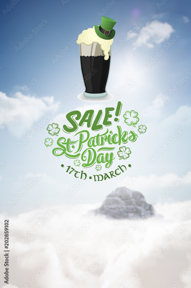 圣帕特里克斯日促销广告，透过云层对抗山峰