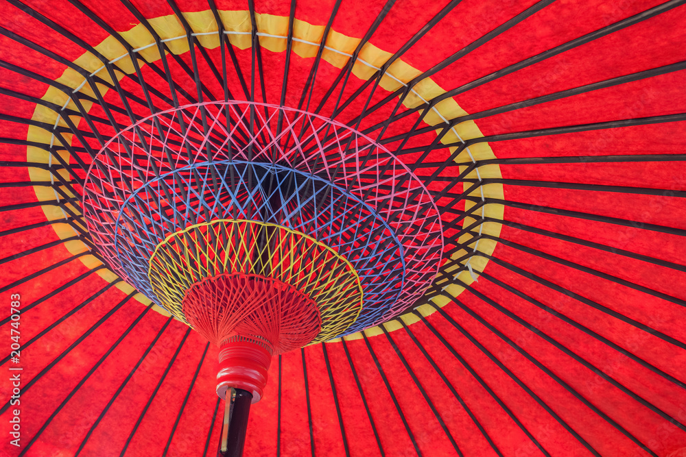 特写亚洲-日本-中国传统油纸红色雨伞。