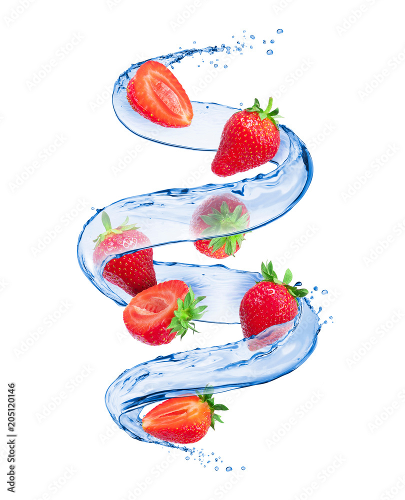 草莓，飞溅的水呈漩涡状