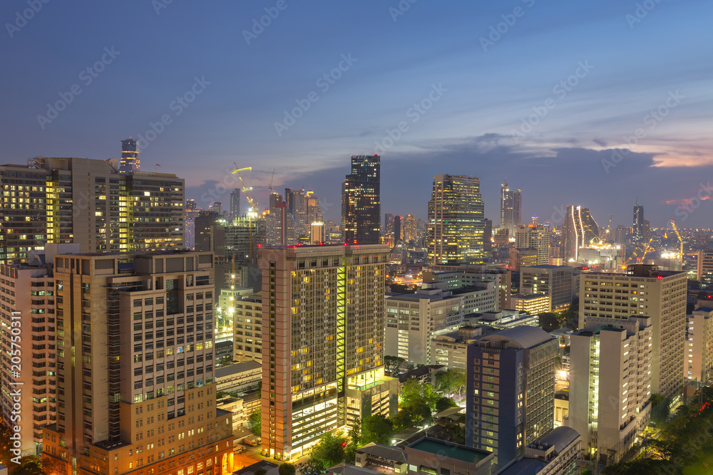 泰国曼谷商务区曼谷现代写字楼夜景