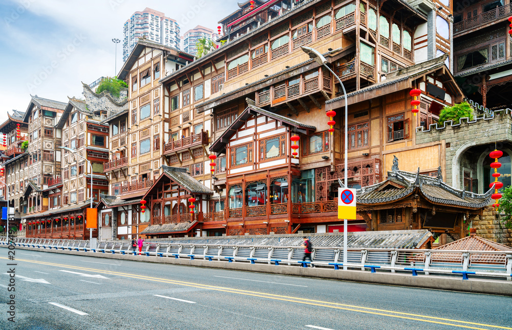 中国重庆传统吊脚楼