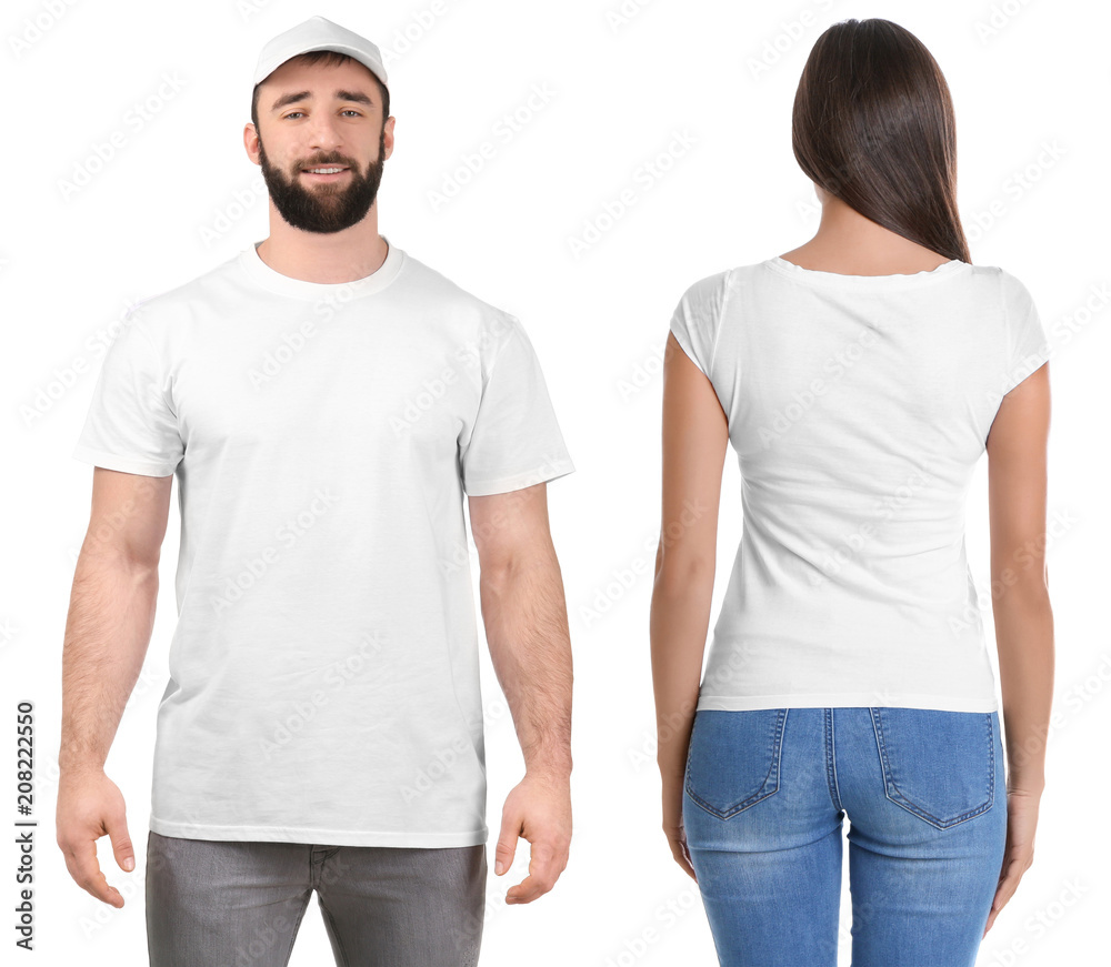 年轻人穿着时尚的白底t恤，前视和后视。设计模型