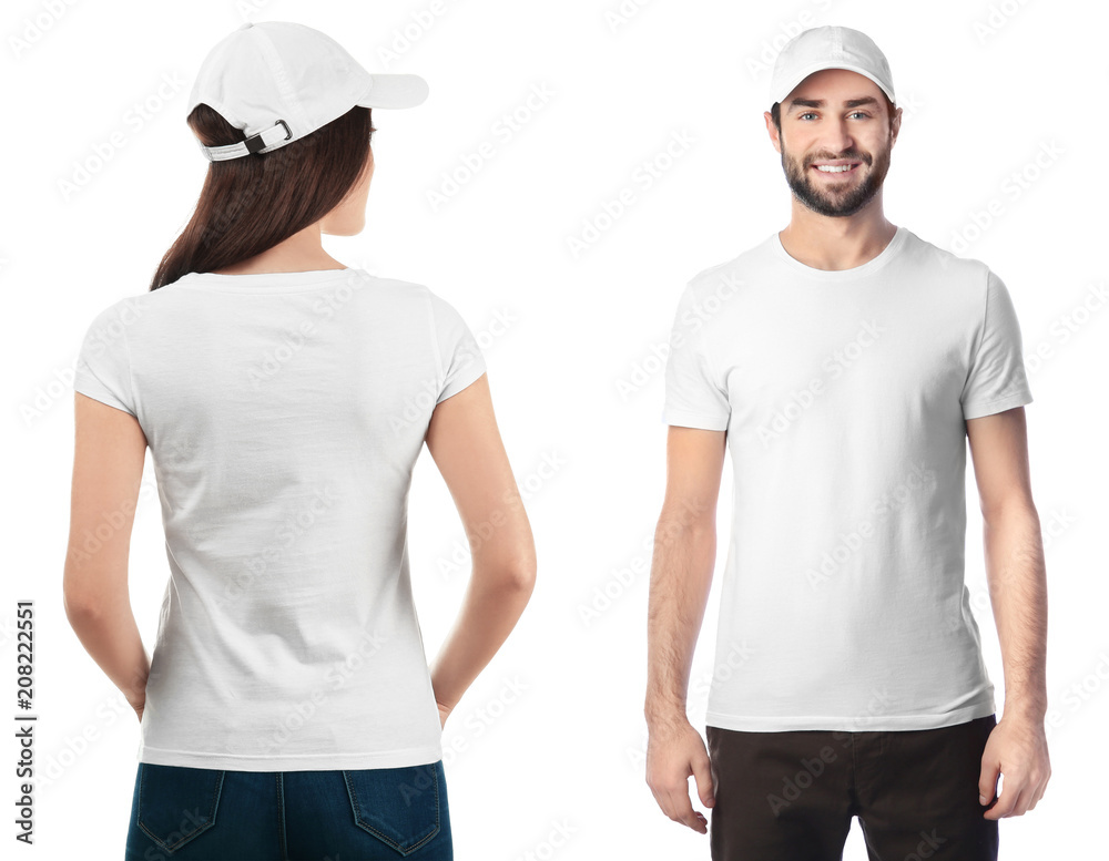 年轻人穿着时尚的t恤，戴着白色背景的帽子，正面和背面都可以看到。德西的实物模型