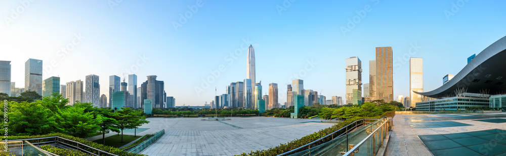 中国深圳美丽的现代城市天际线全景