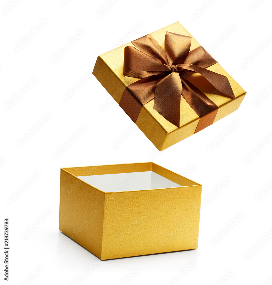 金色开放礼盒隔离