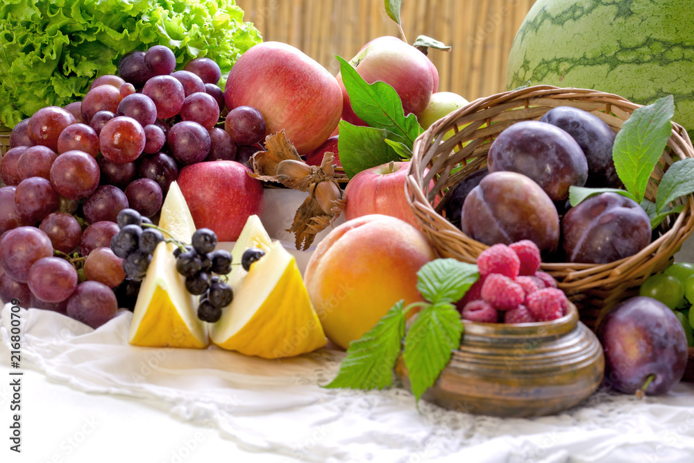 健康素食——吃新鲜的有机水果和蔬菜