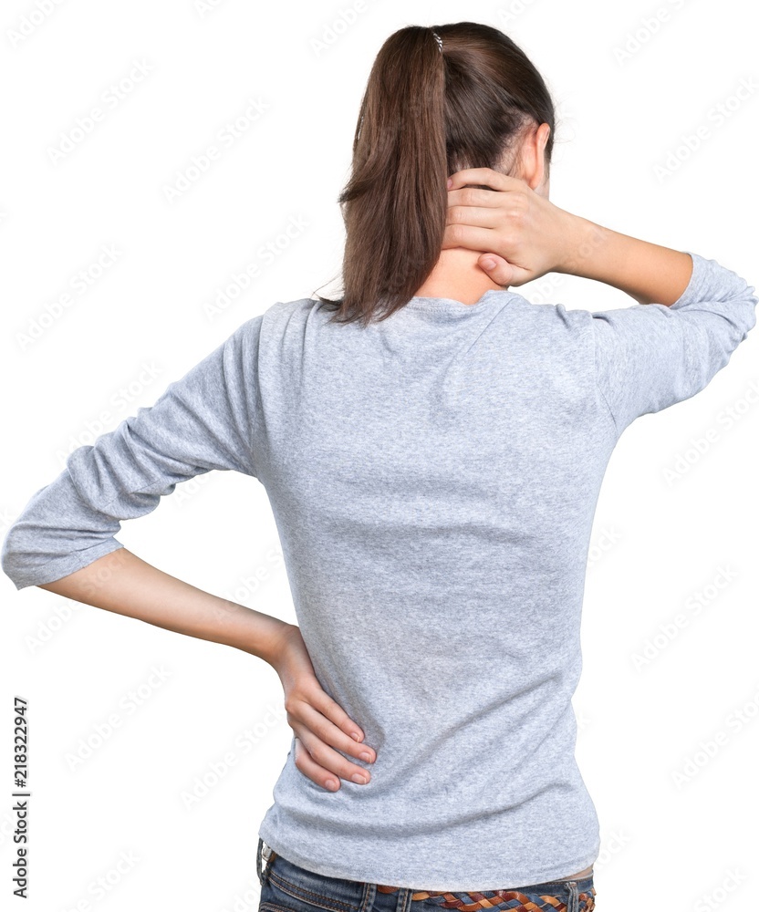 白色背景下的颈部疼痛女性