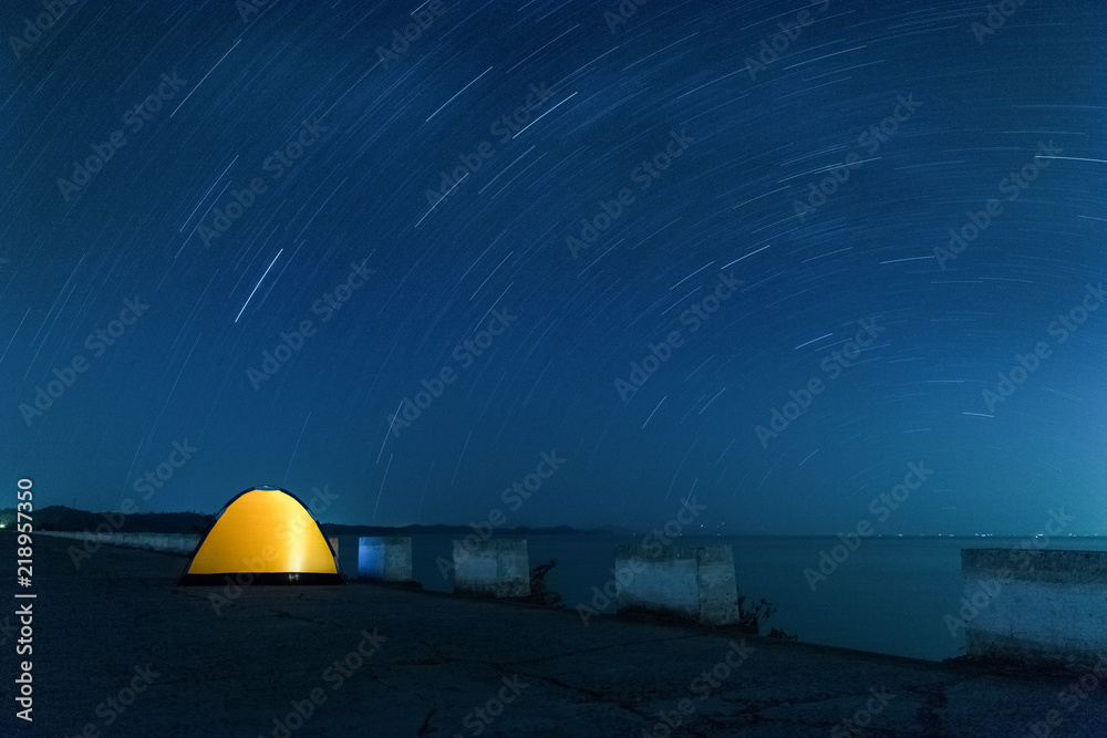 星光大道和帐篷