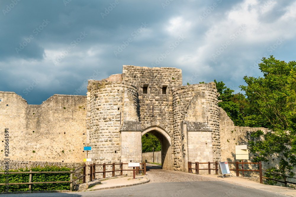 法国普罗文斯中世纪城墙中的圣让门