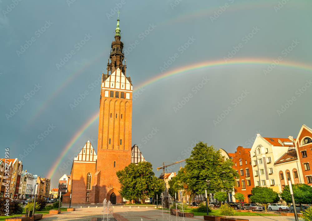 波兰埃尔巴格的彩虹圣尼古拉斯大教堂