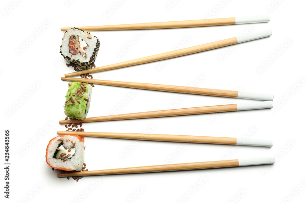 白底筷子寿司卷