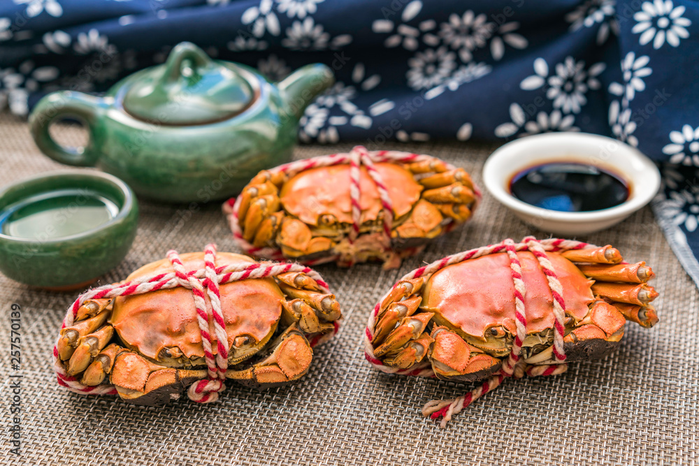 Steamed crab, a delicacy of Chongyang Festival in China