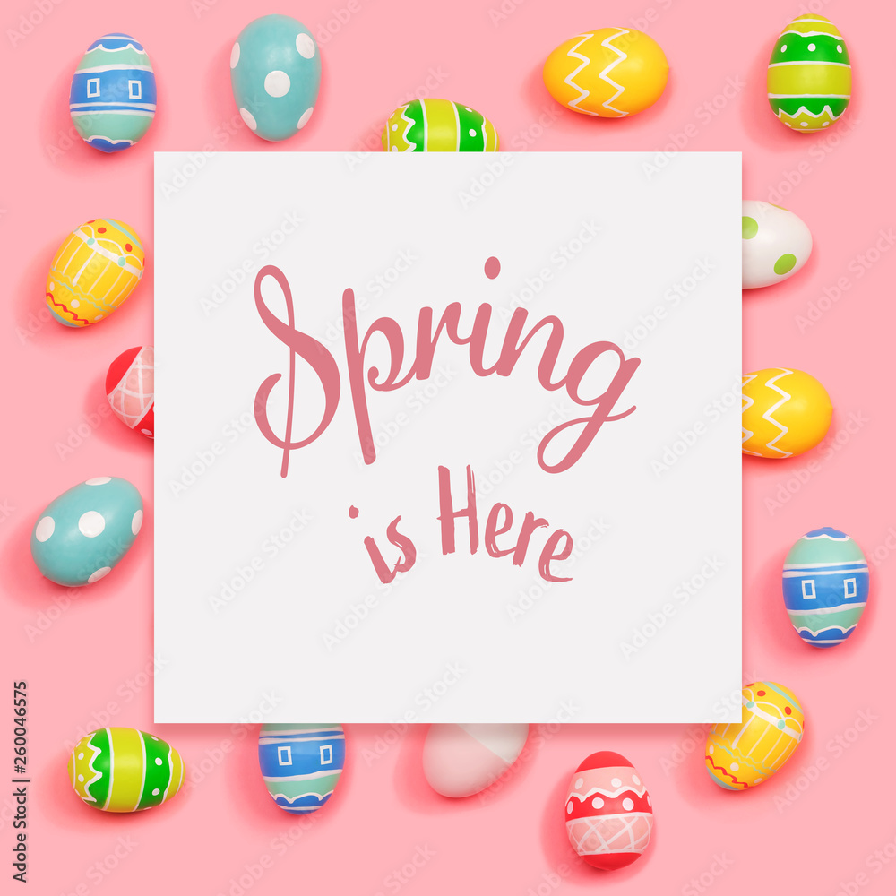 春天来了，粉色背景的复活节彩蛋