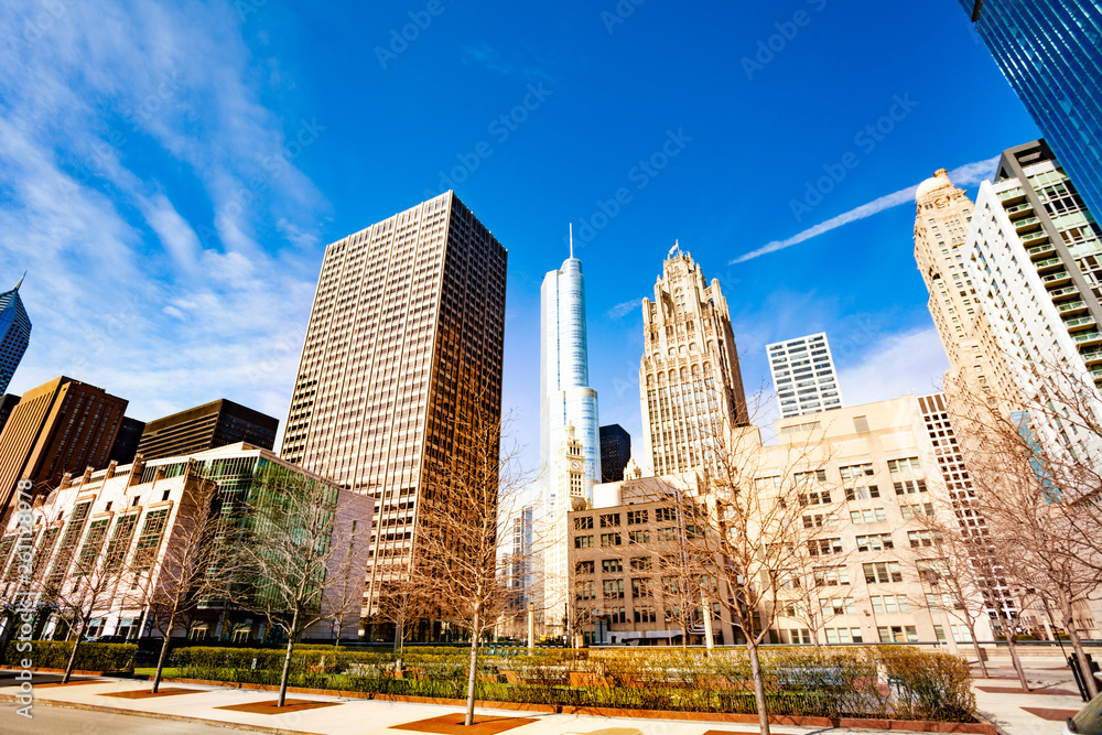 芝加哥市中心的广场和建筑
