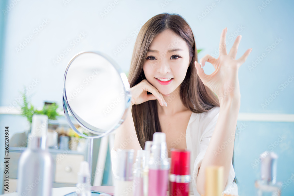 Beauty woman look mirror