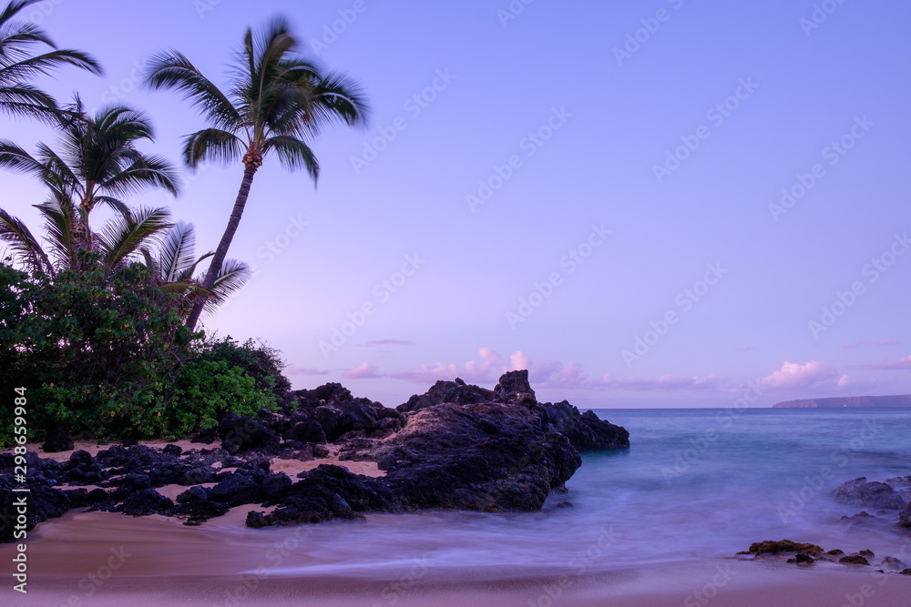 Blue hour before the sunrise at the spectacular Maui beach