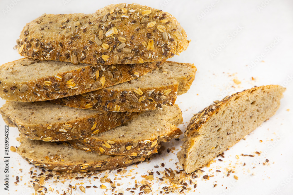 新鲜自制面包-天然面粉制成的健康食品，适合每个人早餐