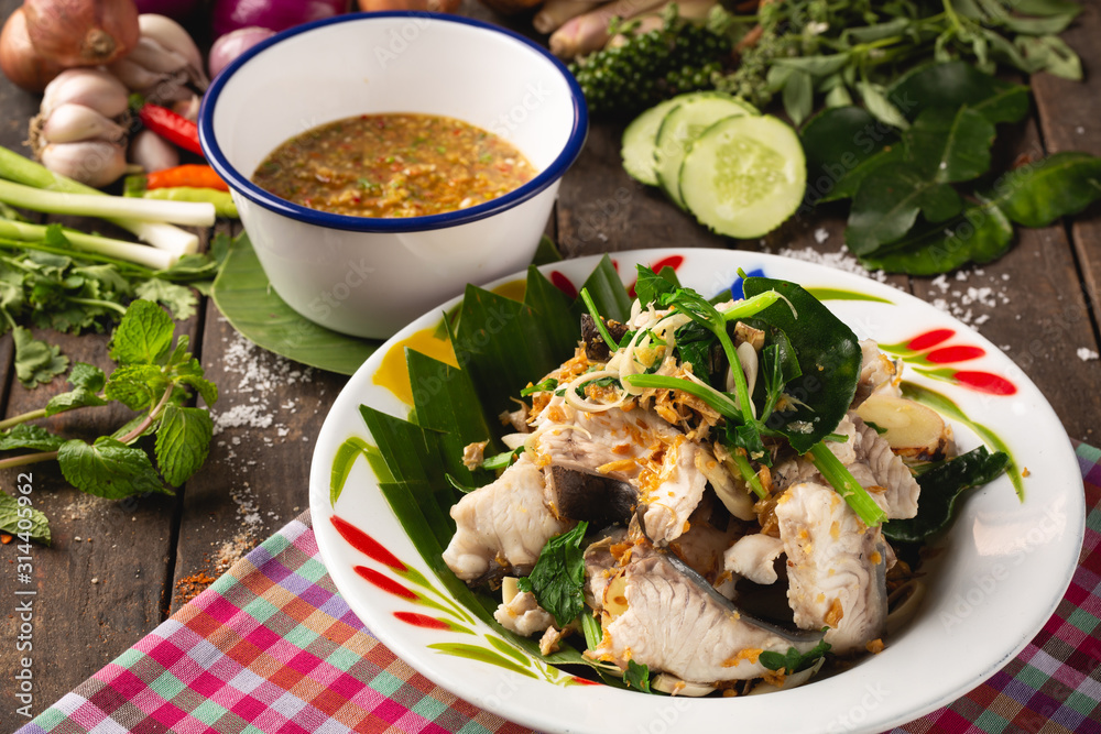 水煮鱼，泰国峨山当地美食，泰国。