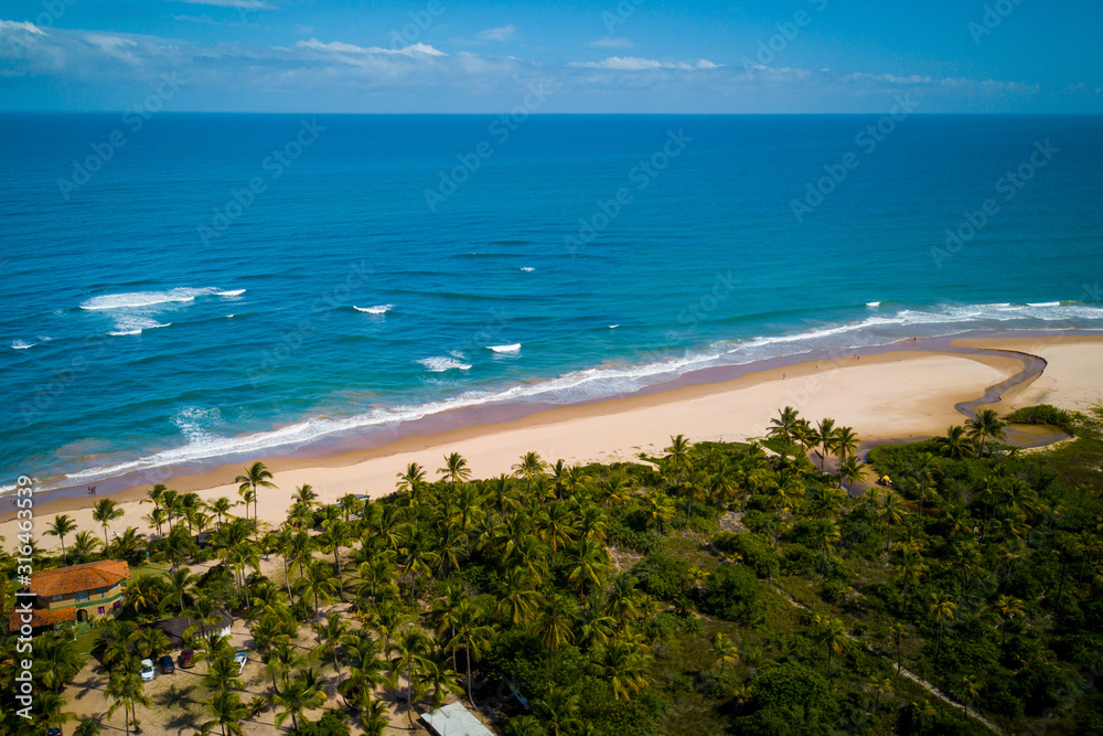 Algodões beach is located on the Maraú peninsula, one of the main tourist destinations in the south 