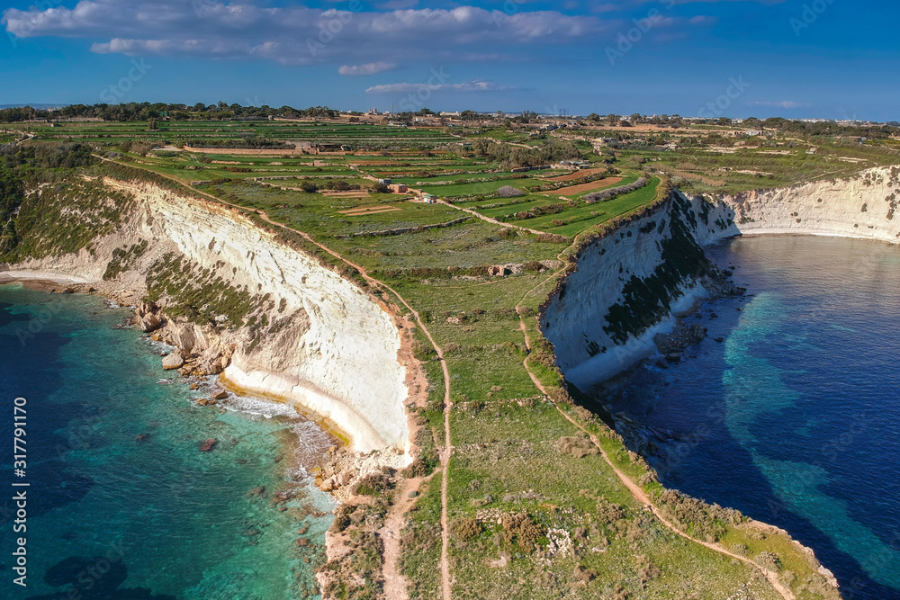 马耳他马尔萨斯洛克附近美丽的悬崖