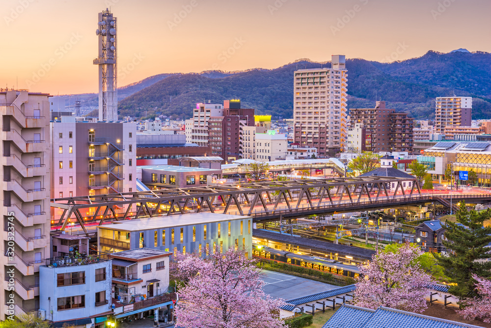 日本高夫市春天的城市景观