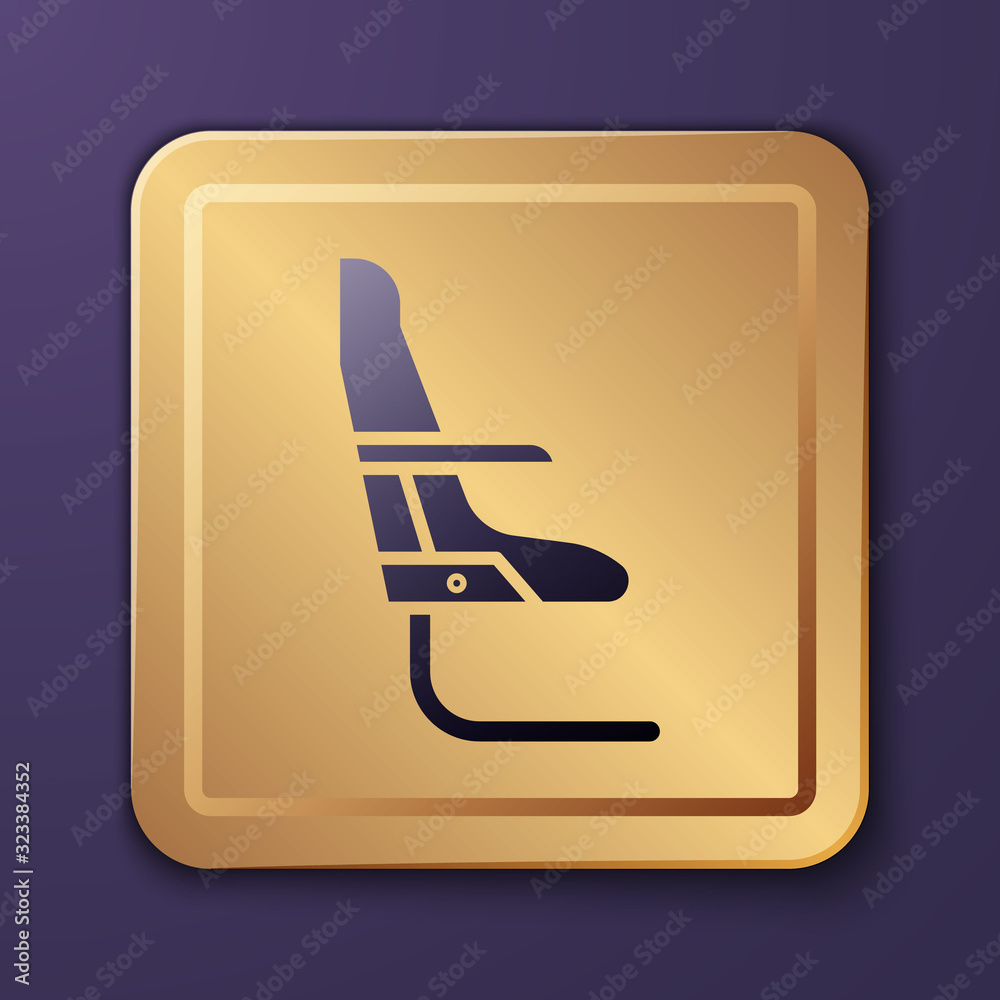 紫色飞机座椅图标隔离在紫色背景上。金色方形按钮。矢量插图