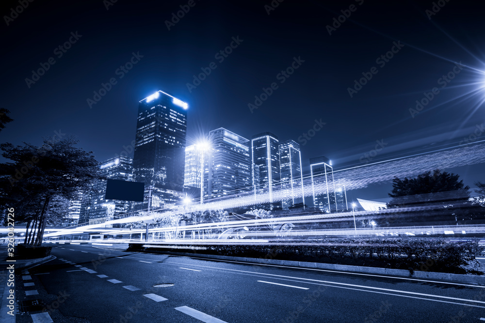 深圳金融区城市之夜的速度效应……
