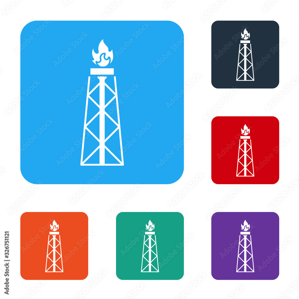 白色石油钻机，白色背景上隔离有消防图标。天然气塔。工业对象。设置图标i